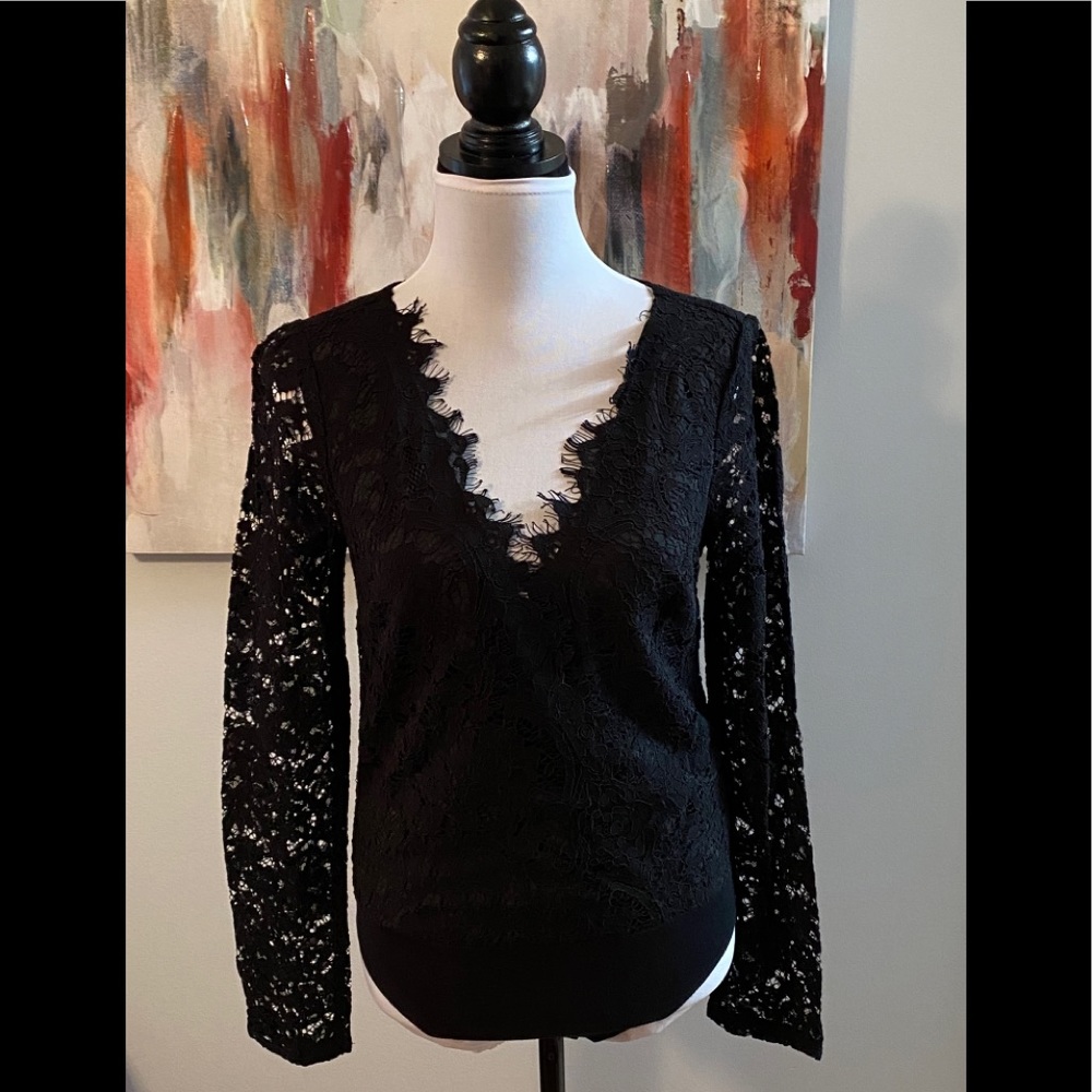 Leyden long sleeve lace bodysuit